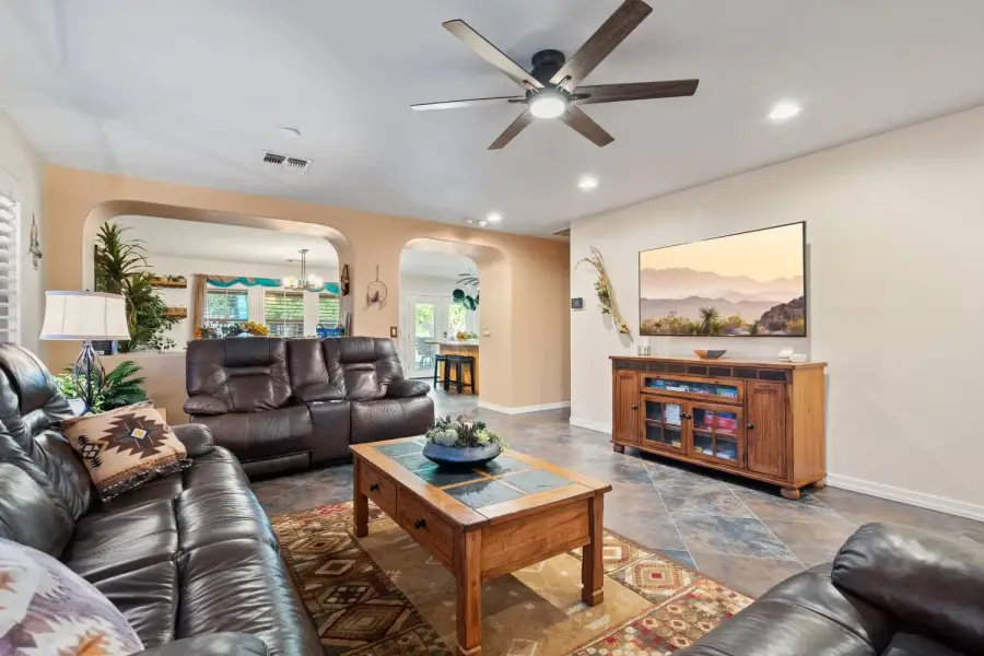 Another view of our large living area